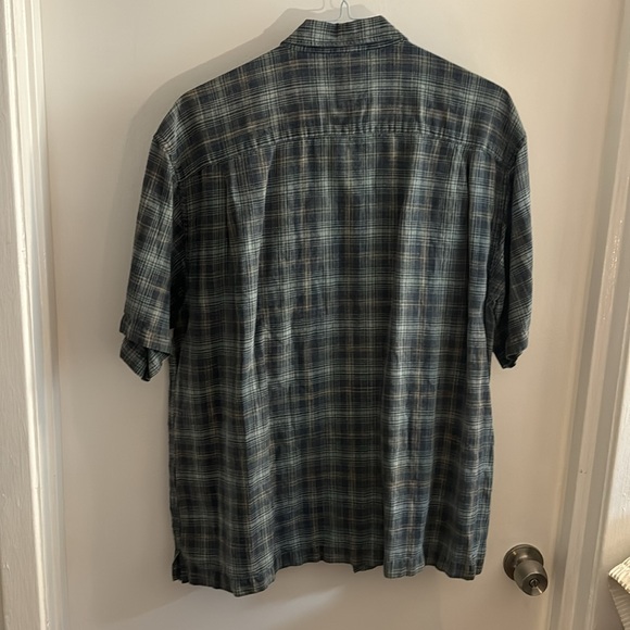 Eddie Bauer Button Down Plaid Shirt Size Large - Picture 4 of 4